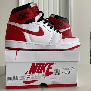 Jordan 1 Retro High OG - Heritage (Never Worn)